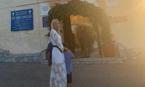 Η φωτογραφία της Φαίης Σκορδά με τον γιο της και τα σχόλια διάσημων Ελληνίδων μαμάδων (pics)