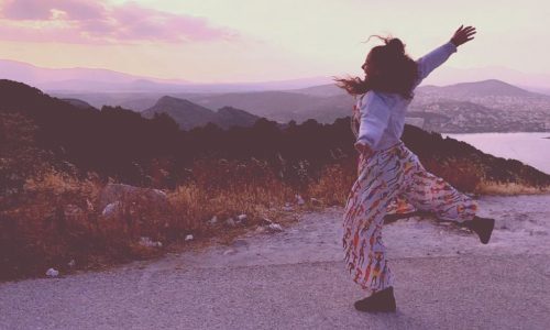 Ζένια Μπονάτσου: Δημοσίευσε πριν μερικές ώρες σπάνια παιδική της φωτογραφία