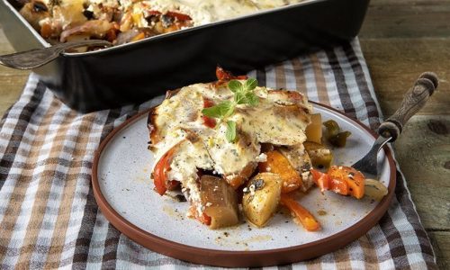 Άκης Πετρετζίκης: Συνταγή για παραδοσιακό και αγαπημένο μπριάμ