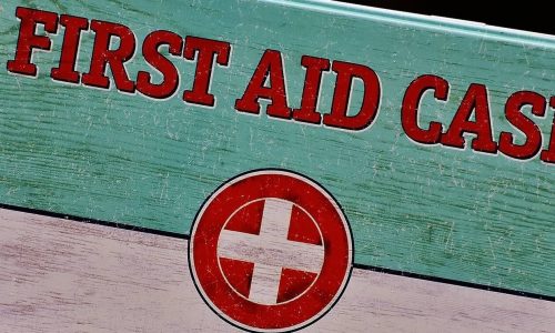 Κορονοϊός: Τι πρέπει να περιλαμβάνει φέτος το φαρμακείο των διακοπών