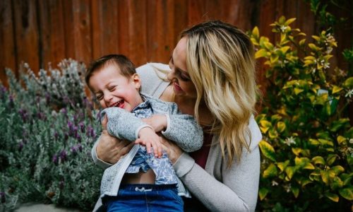 Single Mom Guide: Ο απόλυτος οδηγός επιβίωσης για κάθε single μαμά εκεί έξω!