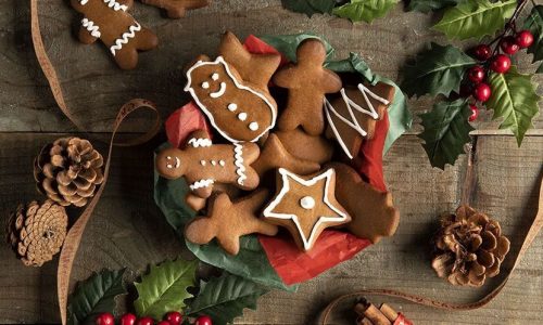 Gingerbread cookies χωρίς προσθήκη ζάχαρης από τον Άκη Πετρετζίκη