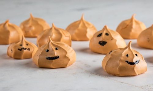 Έτσι θα φτιάξετε αυτές τις νόστιμες μαρέγκες κολοκύθα