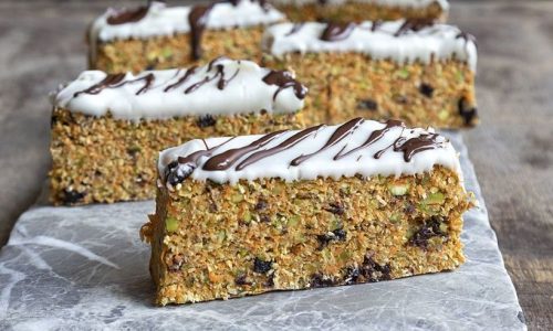 Vegan μπάρες καρότου χωρίς μίξερ και χωρίς ψήσιμο