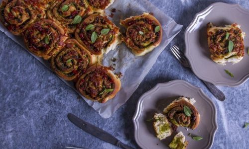 Τραγανά ρολάκια με πέστο –  Νόστιμα και χορταστικά