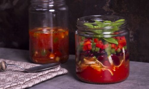 Ντοματόσουπα με φασόλια - Έτοιμη σε μόλις δέκα λεπτά