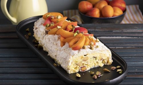 Ένα απίθανο καλοκαιρινό γλυκό: Ρολό μαρέγκας με φρούτα