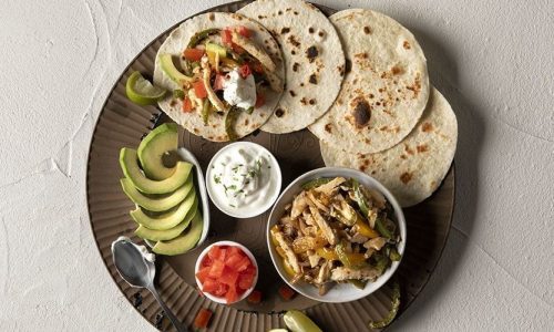 Fajitas με κοτόπουλο από τον Άκη Πετρετζίκη!