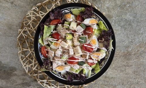Σαλάτα του σεφ light από τον Άκη Πετρετζίκη