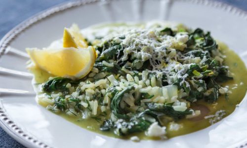 Vegeterian σπανακόρυζο με αβγό