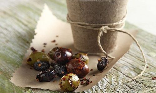 Πικάντικες ελιές σε 5'