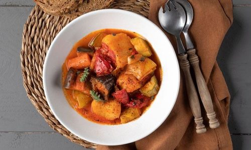 Τουρλού στην κατσαρόλα από τον Άκη Πετρετζίκη