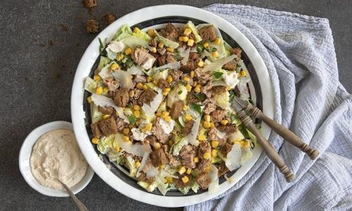 Σαλάτα Caesar με καπνιστό τόνο – Ιδανική για μεσημεριανό ή βραδινό