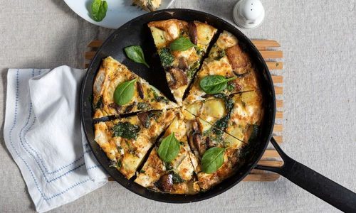 Φριτάτα με πατάτες, μανιτάρια και κατσικίσιο τυρί στο φούρνο