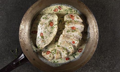 Κοτόπουλο αλά κρεμ με τέσσερα υλικά