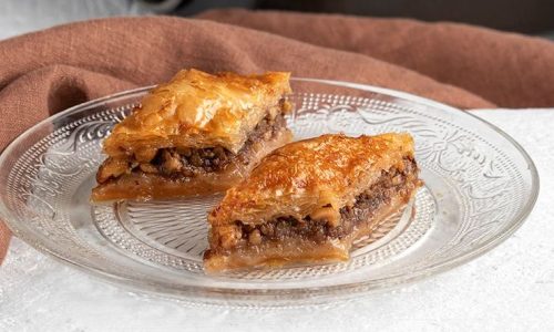 Εύκολος μπακλαβάς με τραγανά φύλλα κρούστας