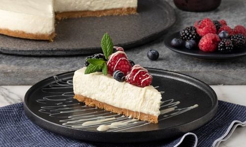 Αφράτο cheesecake με λευκή σοκολάτα