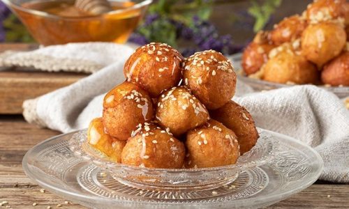 Γρήγοροι λουκουμάδες με γιαούρτι για τα παιδιά