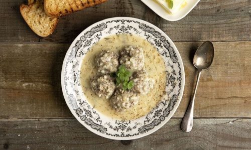 Παραδοσιακή συνταγή για γιουβαρλάκια αυγολέμονο