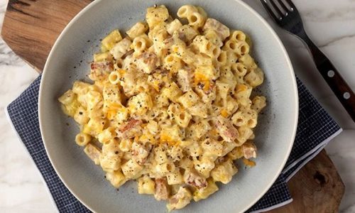 Mac 'n' cheese με μπέικον στο τηγάνι - Έτοιμα σε 30 λεπτά