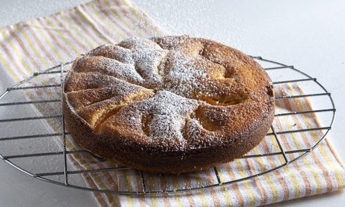 Αφράτο κέικ με βερίκοκα - Πώς το θα φτιάξετε