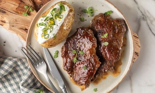 Χοιρινά μπριζολάκια BBQ στον φούρνο