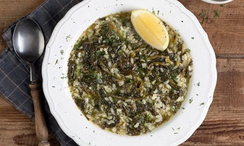 Εύκολο σπανακόρυζο στη χύτρα ταχύτητας