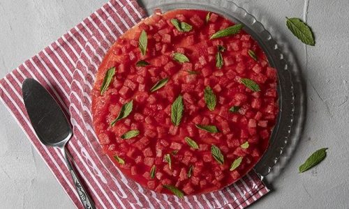 Λαχταριστό και δροσερό cheesecake καρπούζι