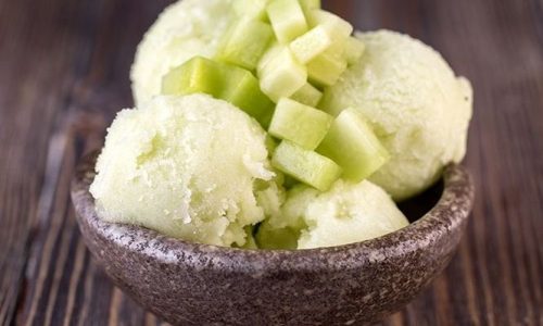 Σορμπέ πεπόνι με μόλις τέσσερα υλικά