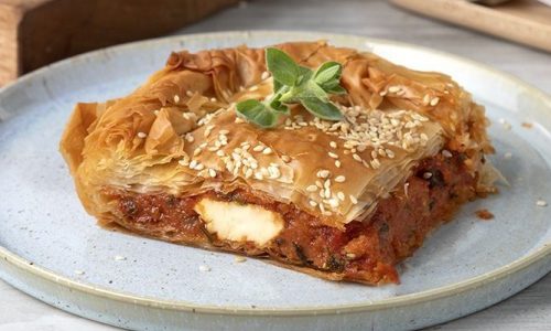 Ντοματόπιτα με φέτα -Ένα καλοκαιρινό ορεκτικό για όλη την οικογένεια