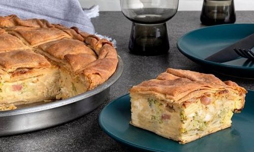 Eύκολη και νόστιμη συνταγή για μακαρονόπιτα