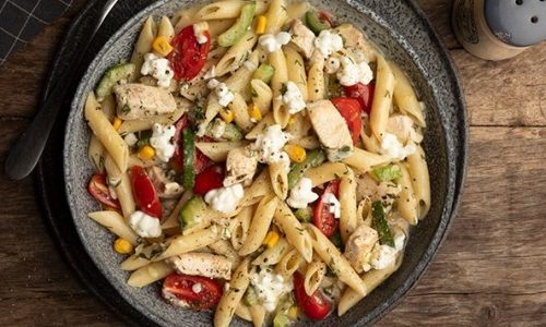 Πένες με κοτόπουλο και τυρί cottage