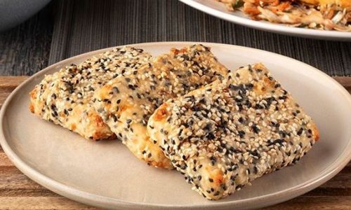 Φέτα πανέ με σουσάμι - Έτοιμη σε 15 λεπτά