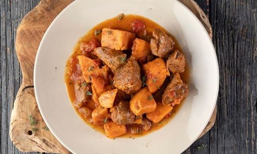 Χοιρινό με πετιμέζι και γλυκοπατάτες στην κατσαρόλα