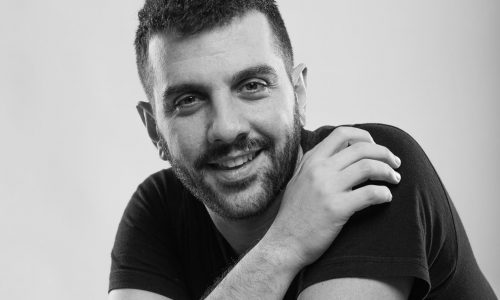 Γιώργος Σουλεϊμάν: «Το παιδικό θέατρο εκπαιδεύει μελλοντικούς θεατές και ενήλικες ανθρώπους»