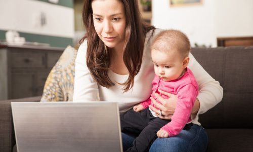 Οδηγός επιστροφής στην δουλειά για νέες μητέρες