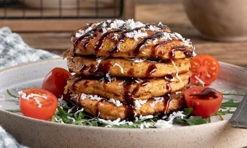 Pancakes γλυκοπατάτας από τον Άκη Πετρετζίκη