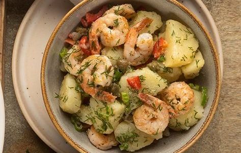 Νηστίσιμη πατατοσαλάτα με γαρίδες - Εύκολη και νόστιμη συνταγή