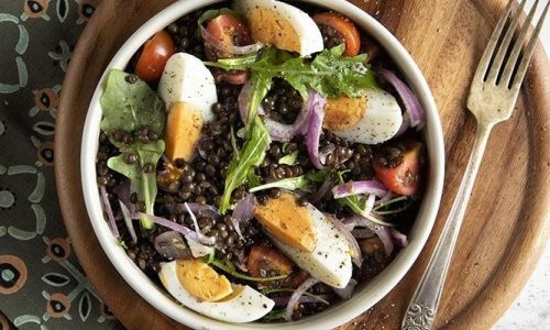 Σαλάτα με φακές και αυγά - Ιδανική επιλογή για αποτοξίνωση