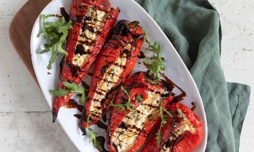 Πιπεριές γεμιστές με τυρί -  Έτοιμες σε 30 λεπτά