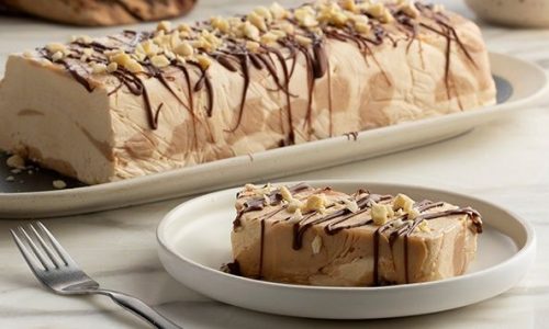 Λαχταριστό semifreddo με φιστικοβούτυρο