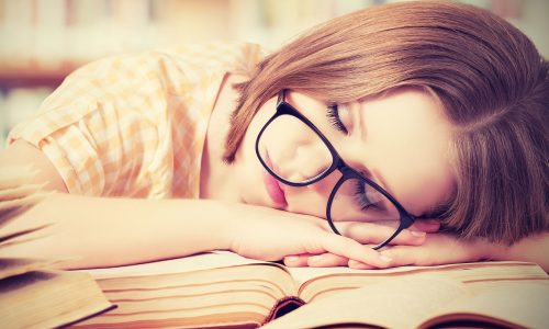 Το έφηβο παιδί μου δε θέλει να διαβάσει για το σχολείο - Πώς μπορώ να το βοηθήσω