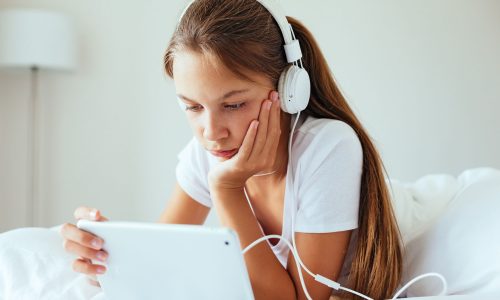 Η φράση που δεν πρέπει ποτέ να λέτε στην κόρη σας