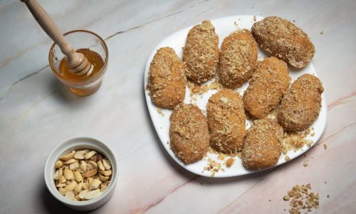 Ούτε μία, ούτε δύο αλλά 5 διαφορετικές συνταγές για μελομακάρονα