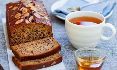 Αφράτο κέικ με μπανάνα και καρότο χωρίς ζάχαρη