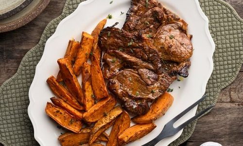 Μοσχαρίσιες μπριζόλες με γλυκοπατάτες στο air fryer