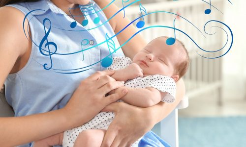 6 λόγοι που τα νανουρίσματα συμβάλλουν στην ανάπτυξη του παιδιού