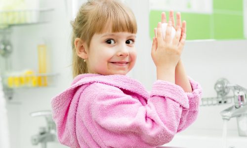 Πλύσιμο χεριών στα παιδιά: Ο πιο αποτελεσματικός τρόπος προστασίας από τις ιώσεις