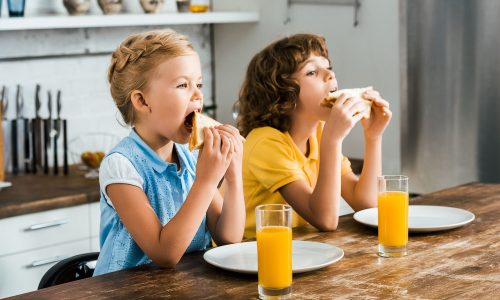 Γρήγορα και νόστιμα: 5 συνταγές για γεύματα χωρίς μαγείρεμα που κάθε μαμά πρέπει να γνωρίζει