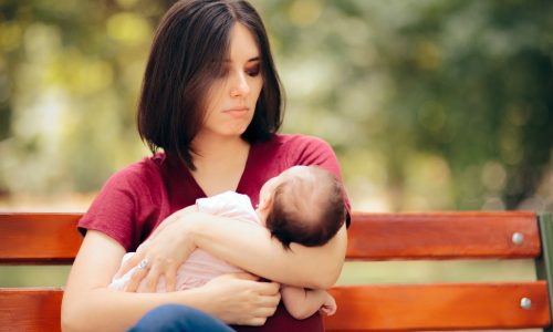 Το βαθύ, σιωπηλό μυστικό των μαμάδων: Οι ενοχές